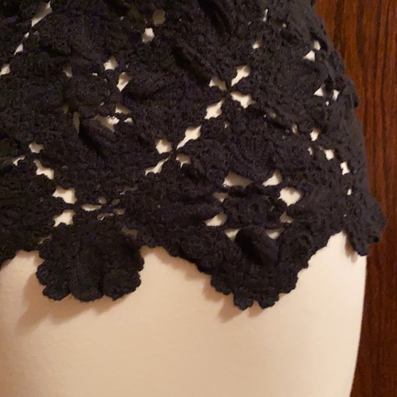 Top - Picture 5 of 6